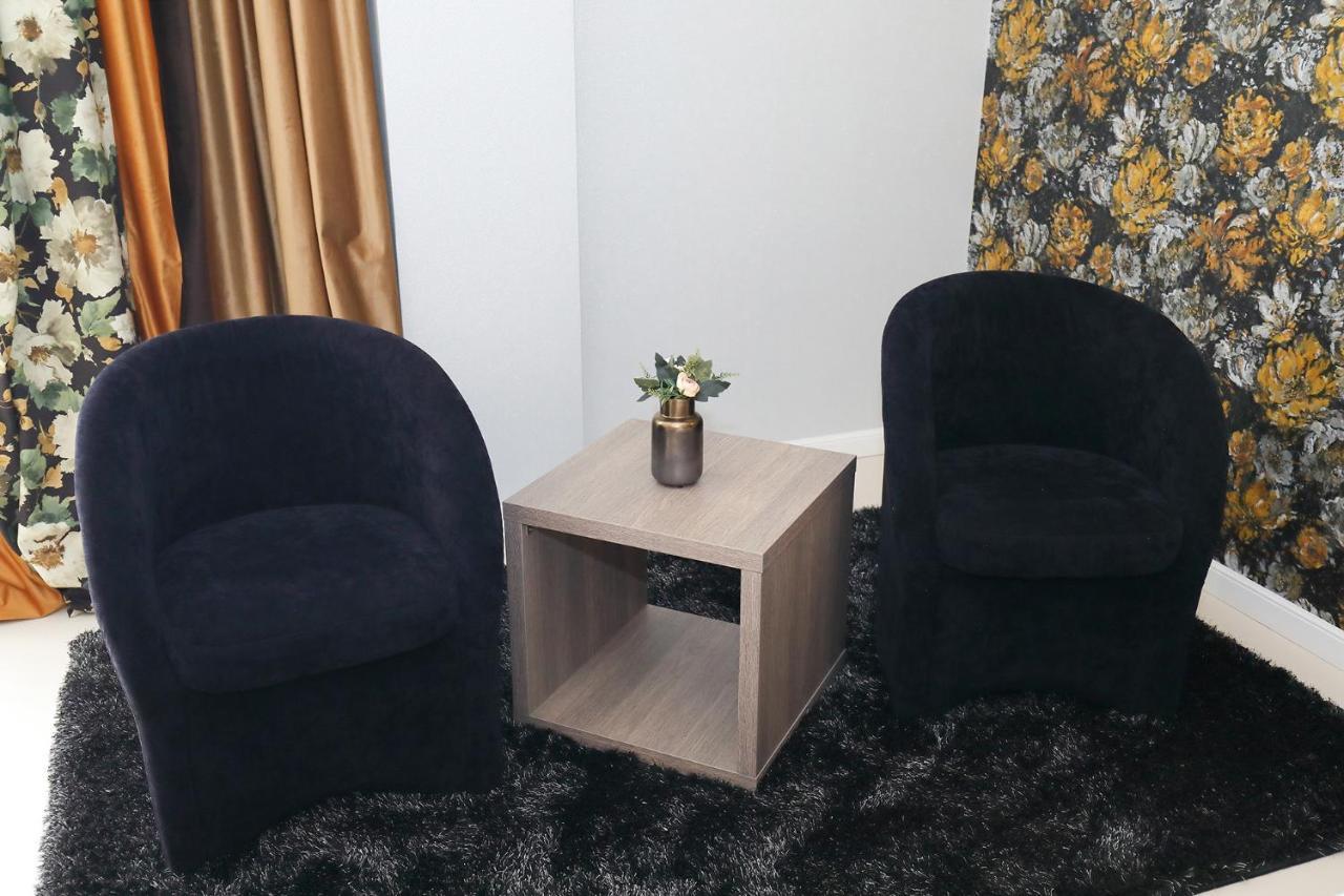 Meliss Events Hotel Craiova Kültér fotó
