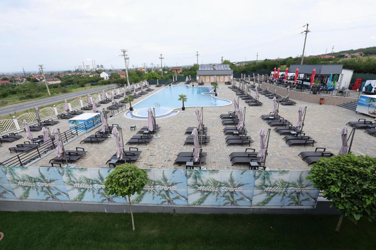 Meliss Events Hotel Craiova Kültér fotó