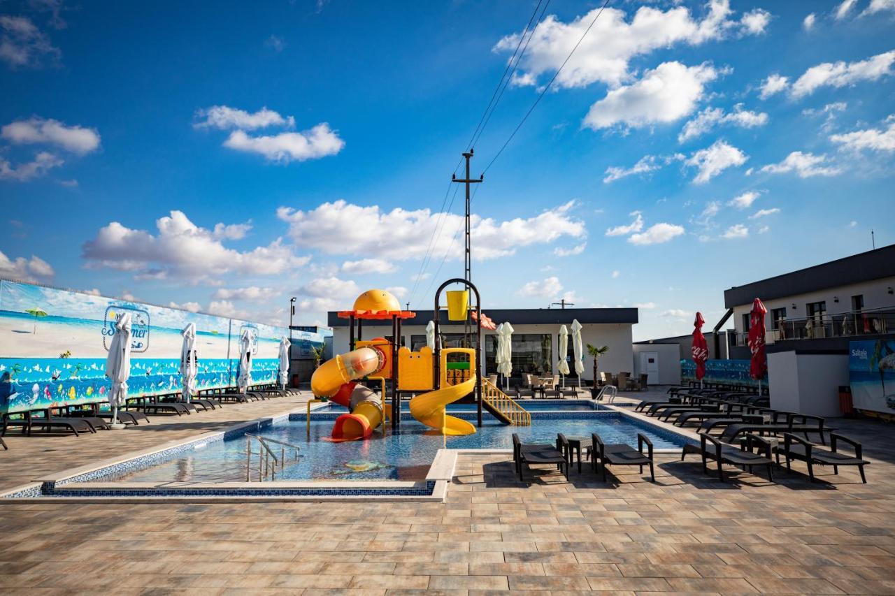 Meliss Events Hotel Craiova Kültér fotó