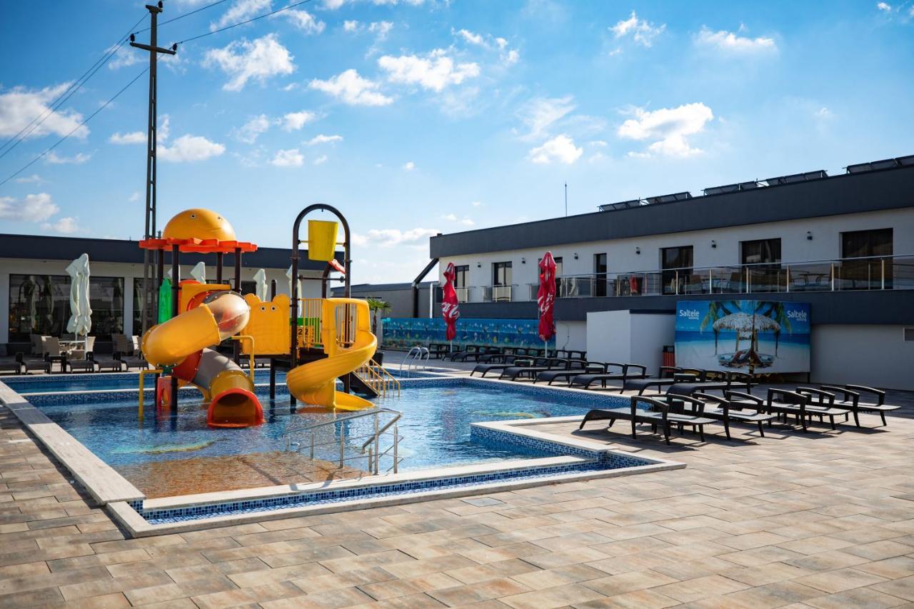 Meliss Events Hotel Craiova Kültér fotó