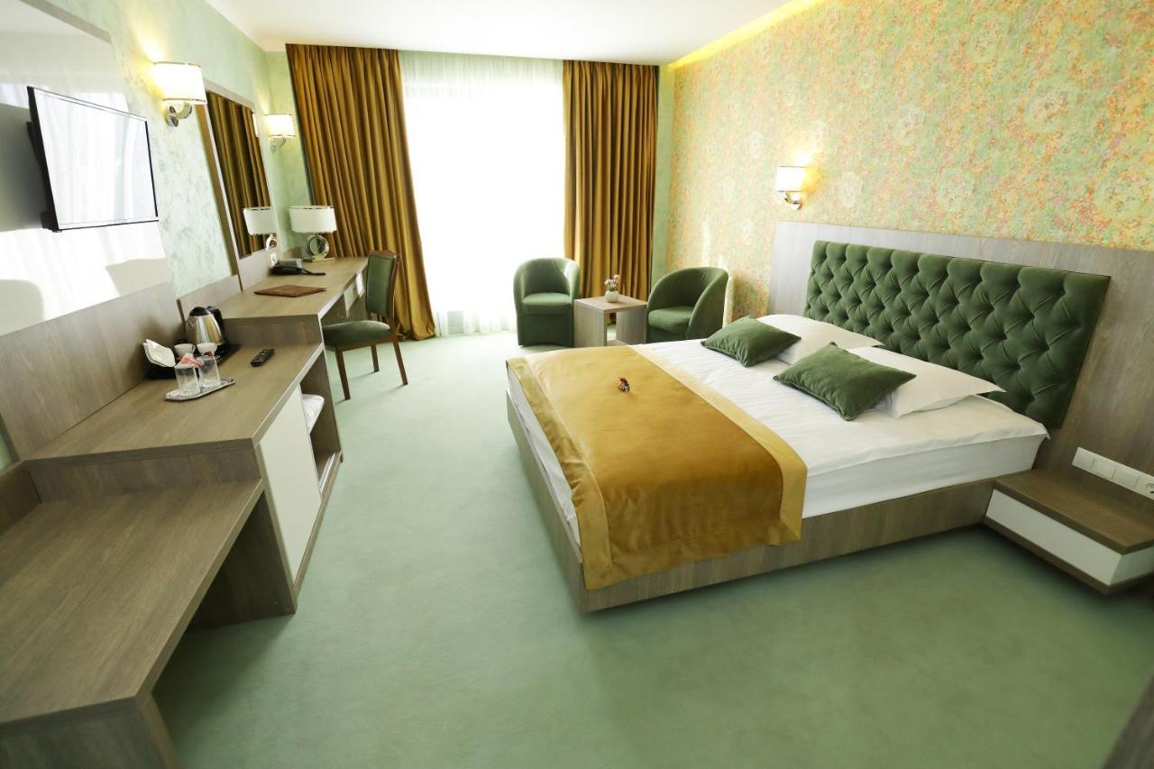 Meliss Events Hotel Craiova Kültér fotó
