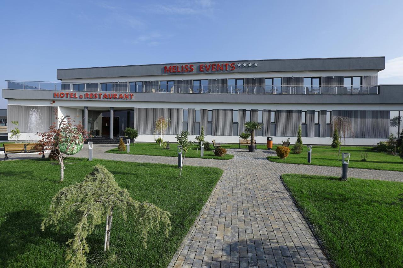 Meliss Events Hotel Craiova Kültér fotó