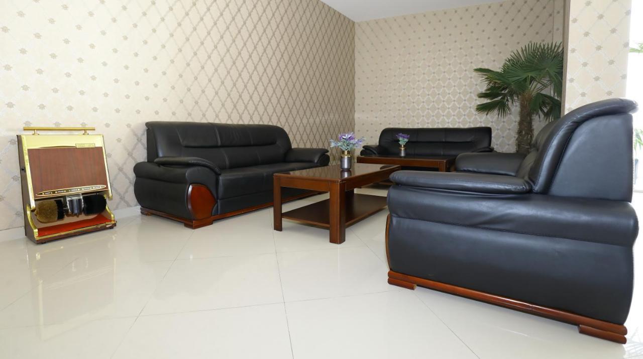 Meliss Events Hotel Craiova Kültér fotó